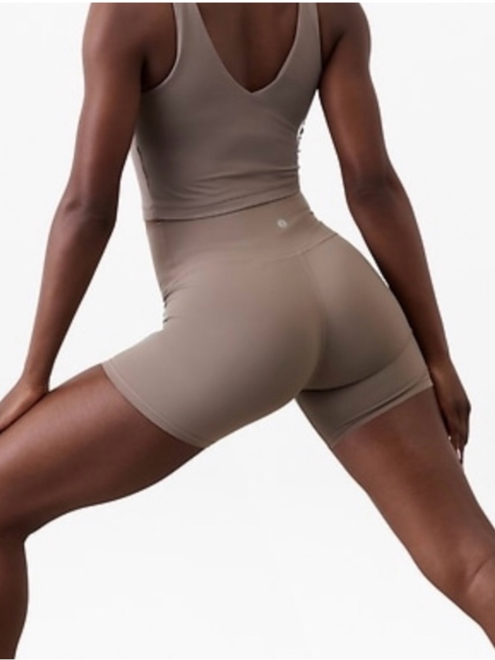 Athleta Transcend 5” Shorts light brown 0966 vitafree stretch butter soft large